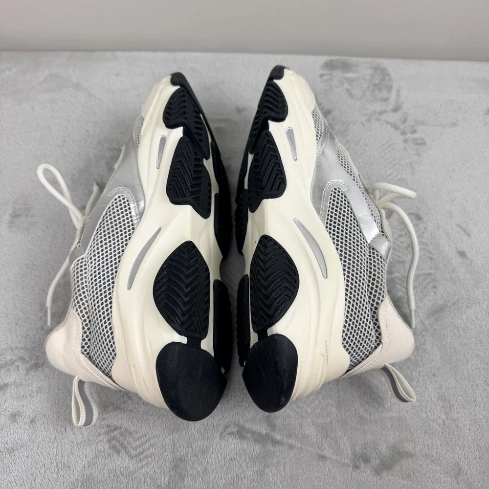 Steve Madden Possession Sneakers Men's 11 Cream Silver Chunky Dad Shoes POSS03S1